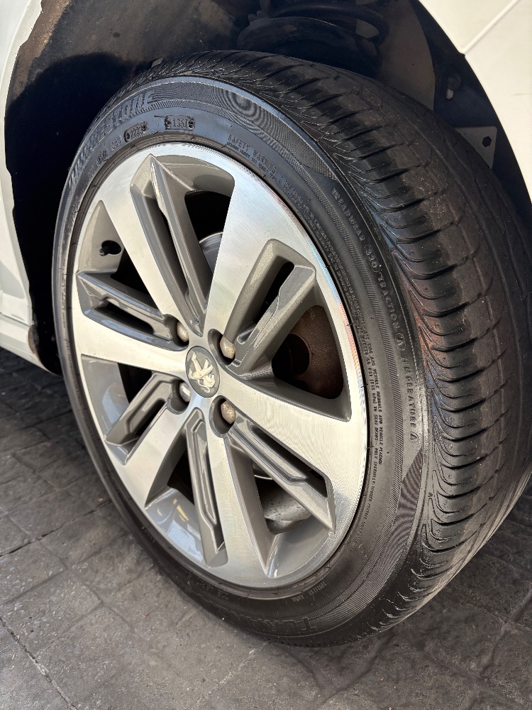 Peugeot 308 FELINE Thp tiptronic  — foto 17