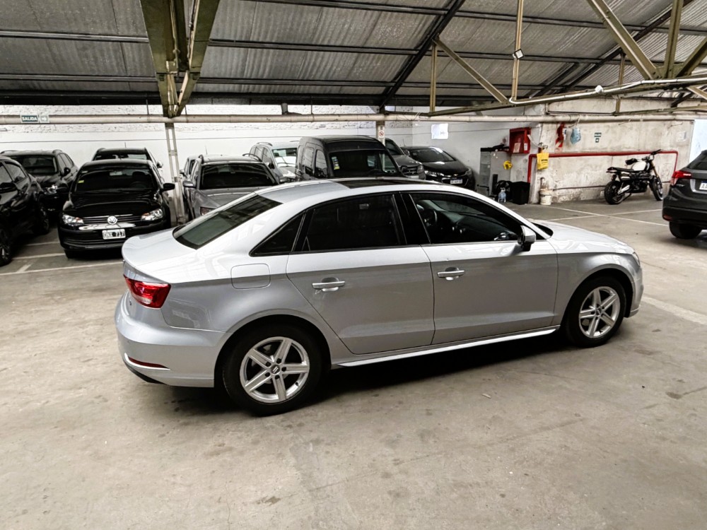 Audi A3 4P 1,4 Tfsi S-Tronic — foto 4