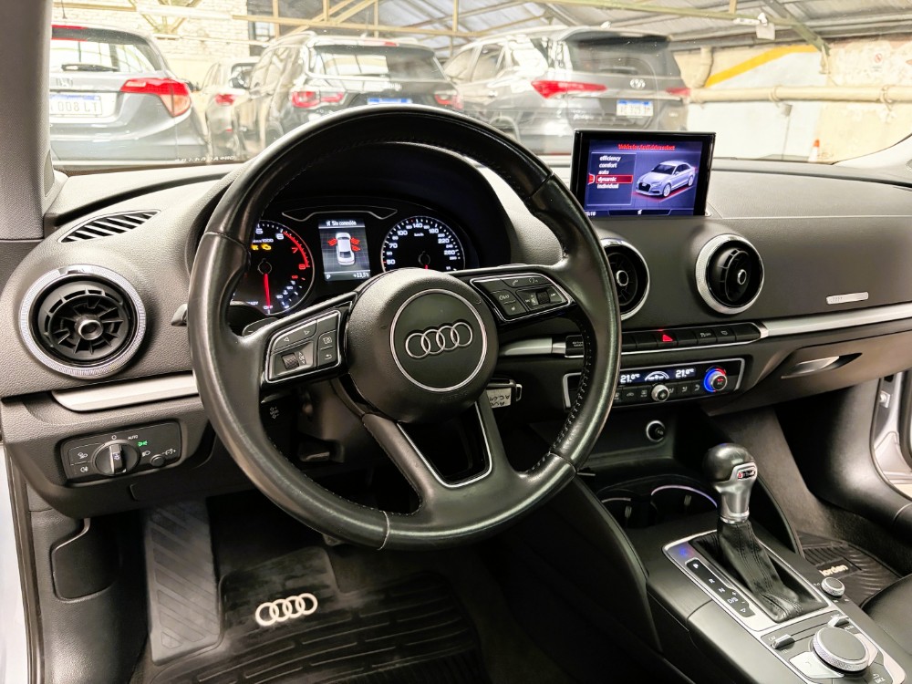 Audi A3 4P 1,4 Tfsi S-Tronic — foto 16