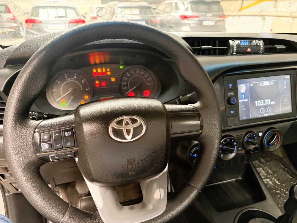 Toyota Hilux 4X4 CS DX 2.4 TDI 6 MT — foto 9