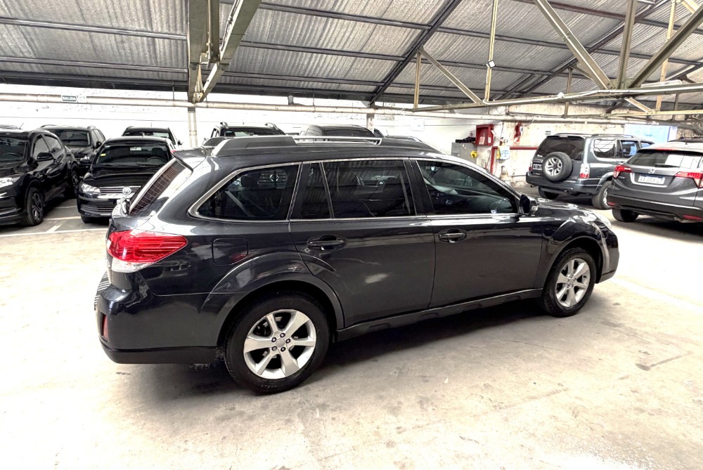 Subaru Outback 3.6R — foto 5