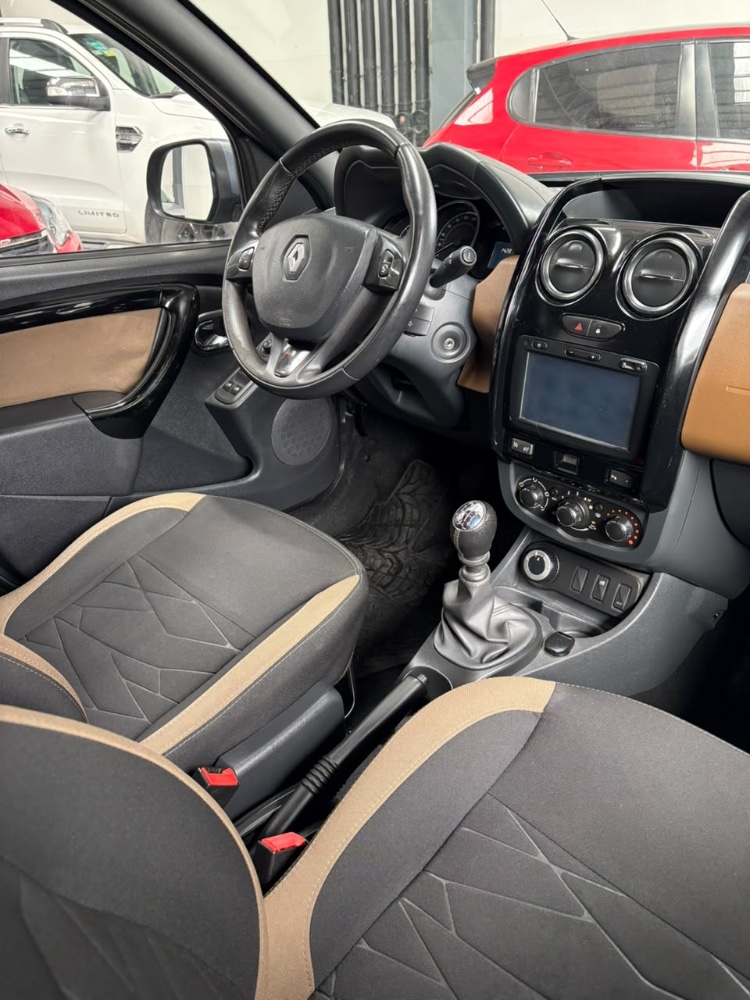 Renault DUSTER Duster 2.0 4X4 Luxe — foto 3