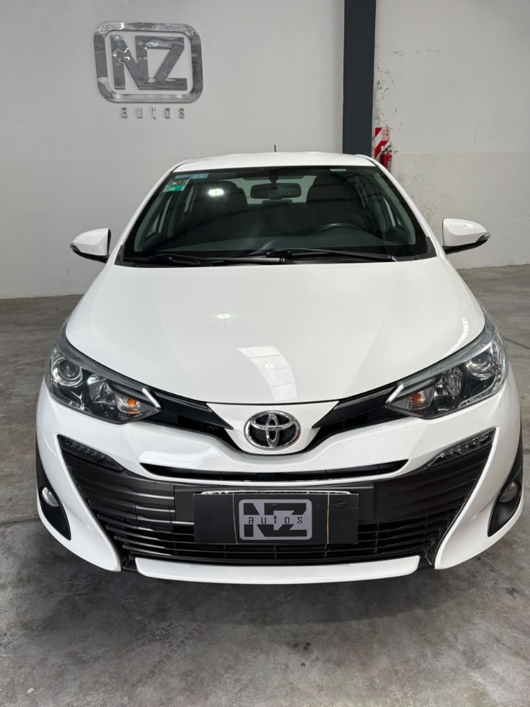 Toyota Yaris 1.5  Xls Mt — foto 3