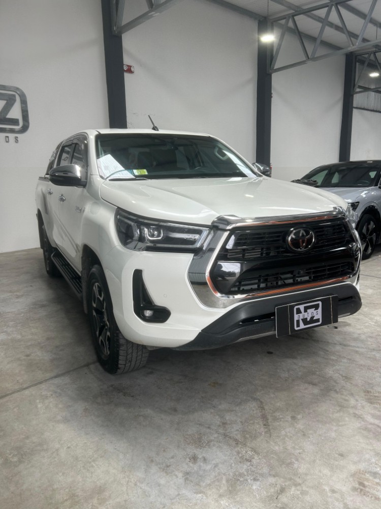 Toyota Hilux 2.8 Srx At Tdi dc 4x4 — foto 4