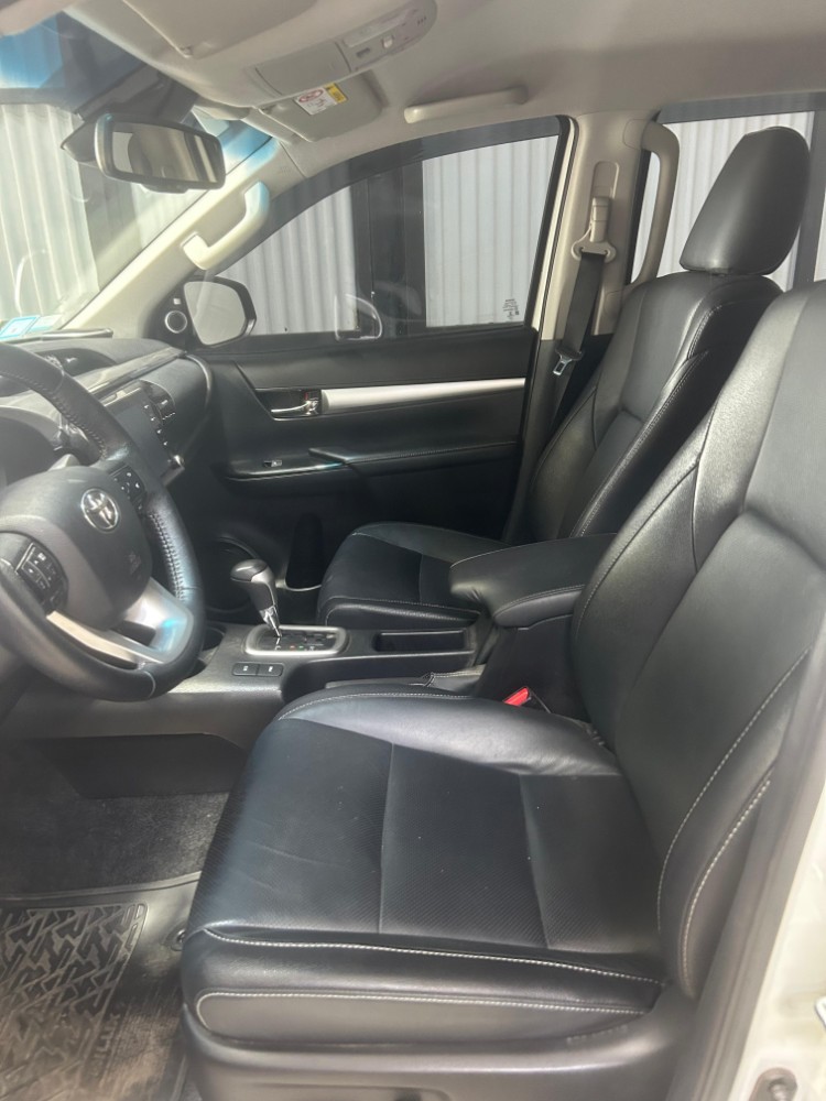 Toyota Hilux 2.8 Srx At Tdi dc 4x4 — foto 15