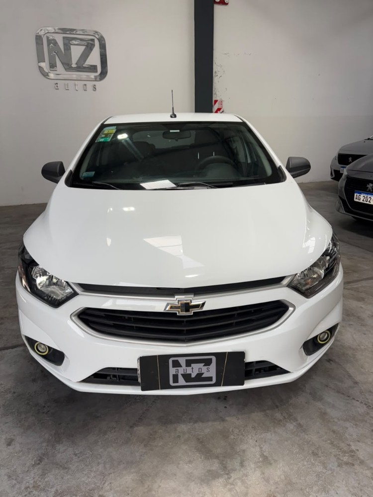 Chevrolet Onix 5P 1,4 Lt — foto 7