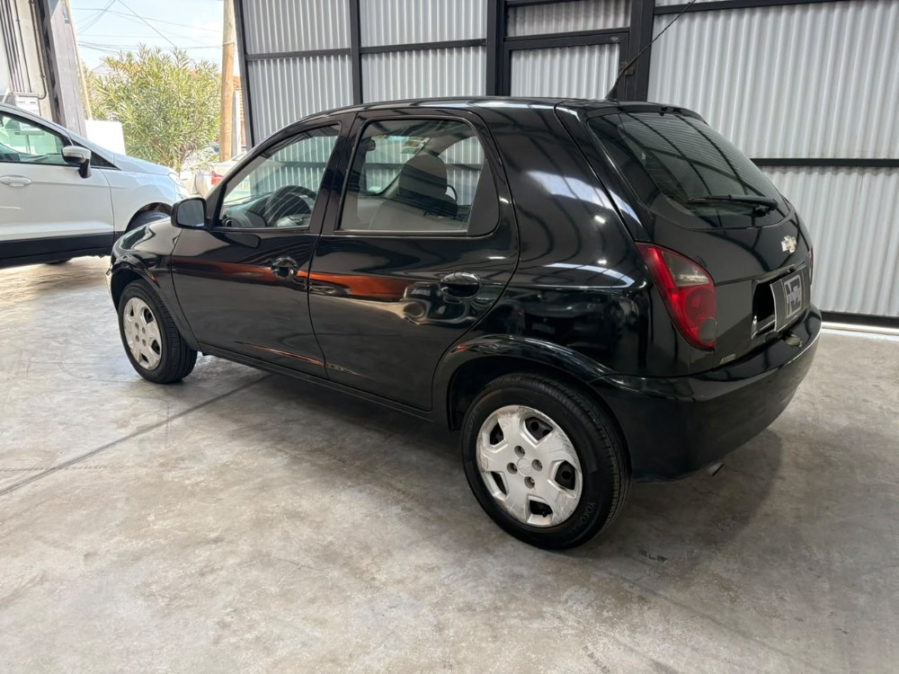 Chevrolet Celta 1.4 LT — foto 8