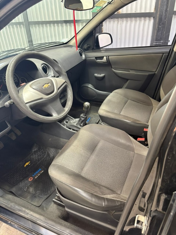 Chevrolet Celta 1.4 LT — foto 15