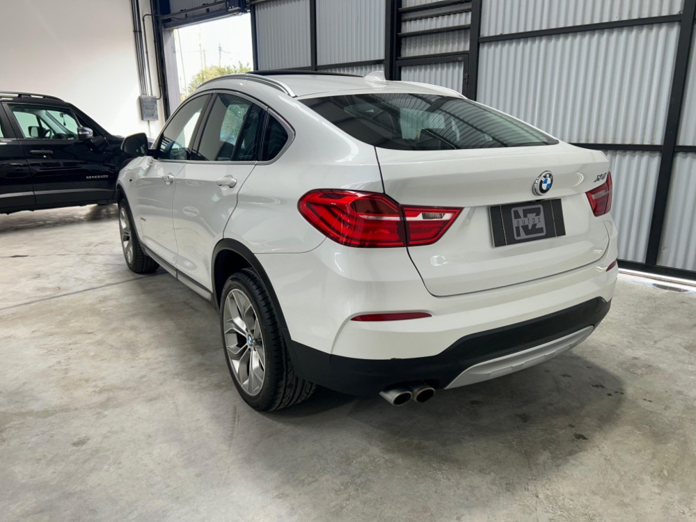 BMW X4 xDrive28i — foto 10