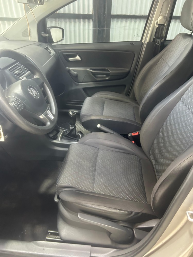 Volkswagen SURAN 1.6 Comfortline  L/10 — foto 12