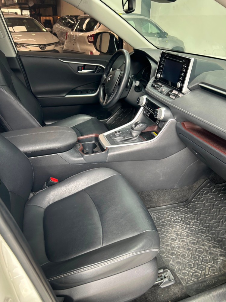 Toyota RAV4 2.5 Hybrid Ltd 4x4 — foto 17