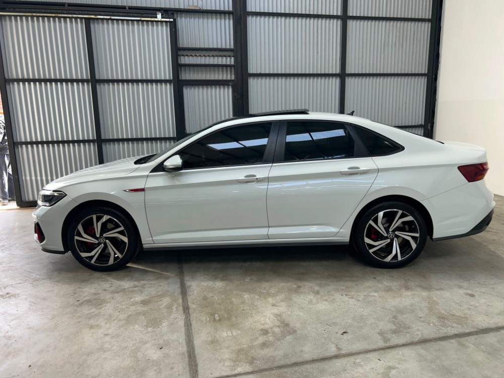 Volkswagen VENTO 4P 2,0 TSI 230CV 350 Gli DSG — foto 3