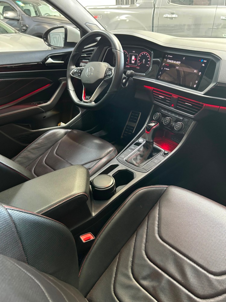 Volkswagen VENTO 4P 2,0 TSI 230CV 350 Gli DSG — foto 11
