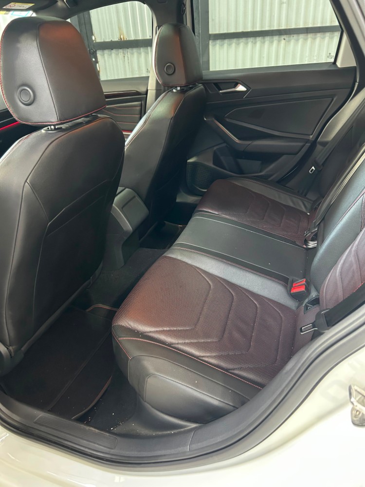 Volkswagen VENTO 4P 2,0 TSI 230CV 350 Gli DSG — foto 15