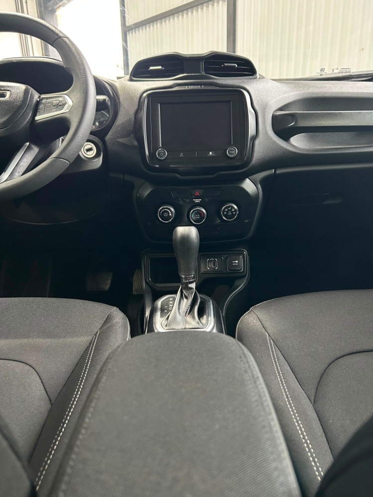 Jeep Renegade 1.8 Sport At — foto 15