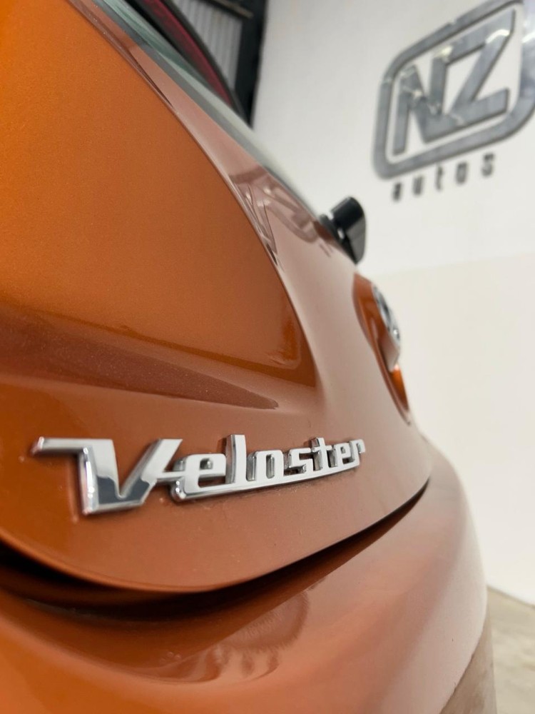 Hyundai Veloster 1.6 AT 130CV — foto 9