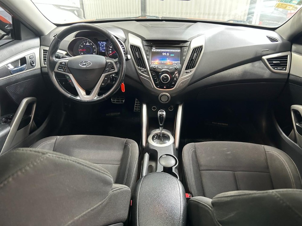 Hyundai Veloster 1.6 AT 130CV — foto 12