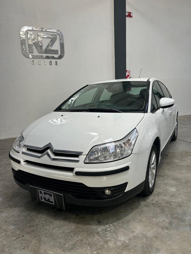 Citroën C4 2.0 16v Exclusive — foto 2