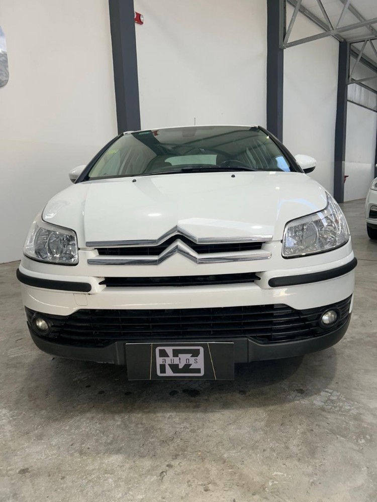Citroën C4 2.0 16v Exclusive — foto 3