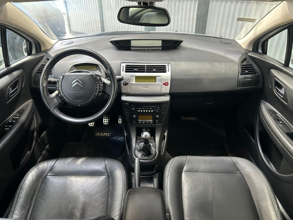 Citroën C4 2.0 16v Exclusive — foto 10