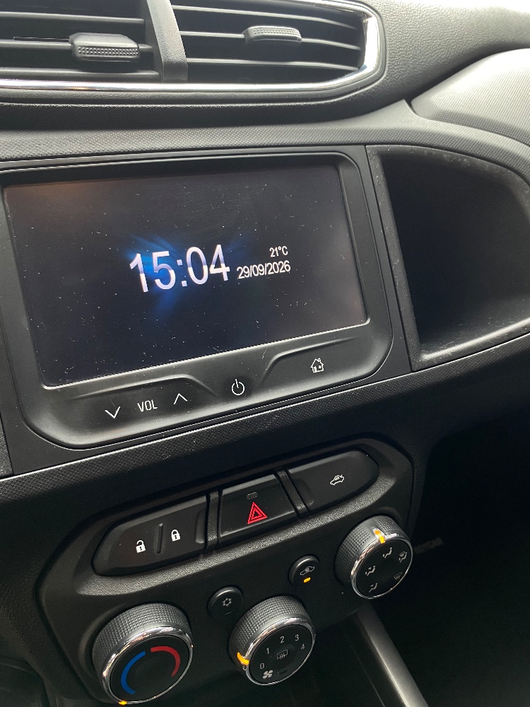 Chevrolet ONIX 5P 1,4 Ltz — foto 13