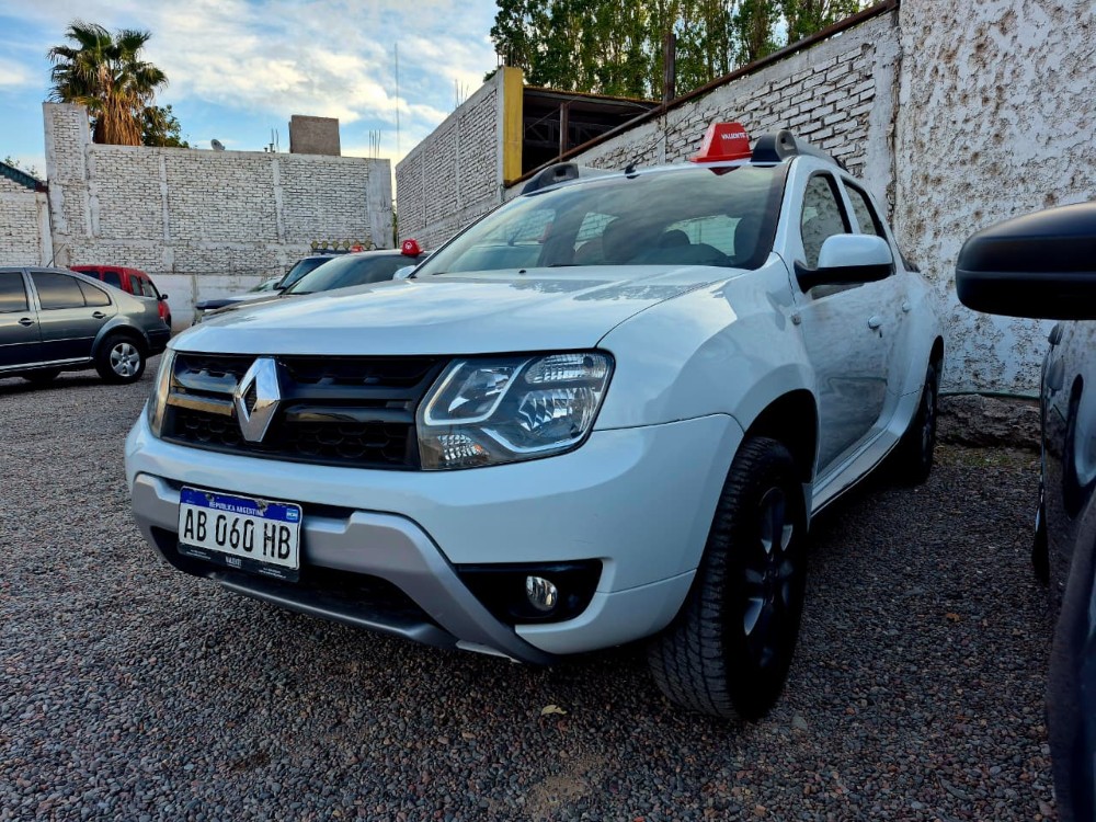 Renault DUSTER OROCH PICK - UP D/C 2,0 Privelege — foto 4