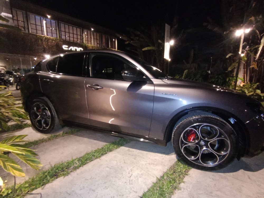 Alfa Romeo Stelvio 5P 2,0 T AT AWD 280CV Veloce — foto 2