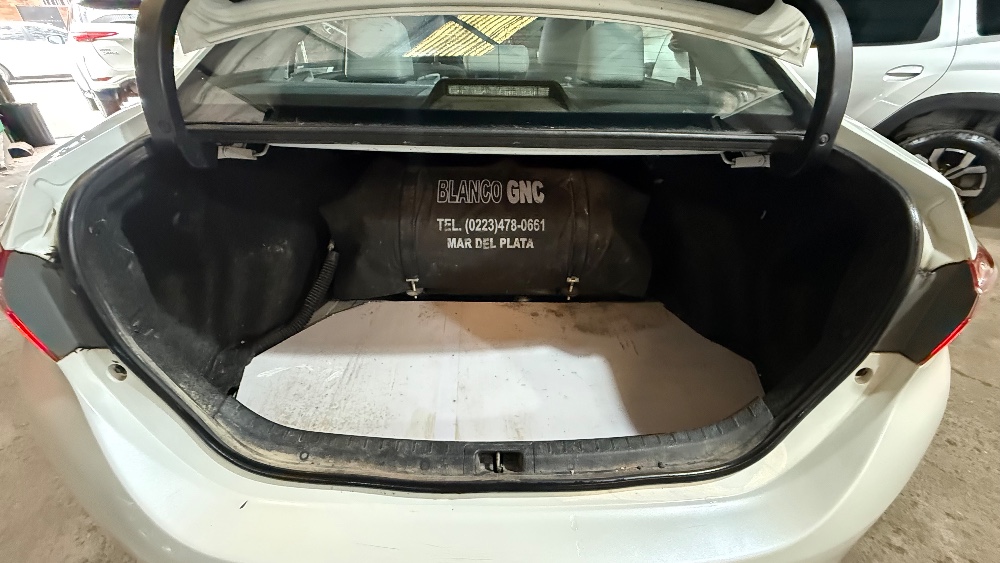 Toyota Corolla 4P 1,8 Xei CVT 2014 — foto 9