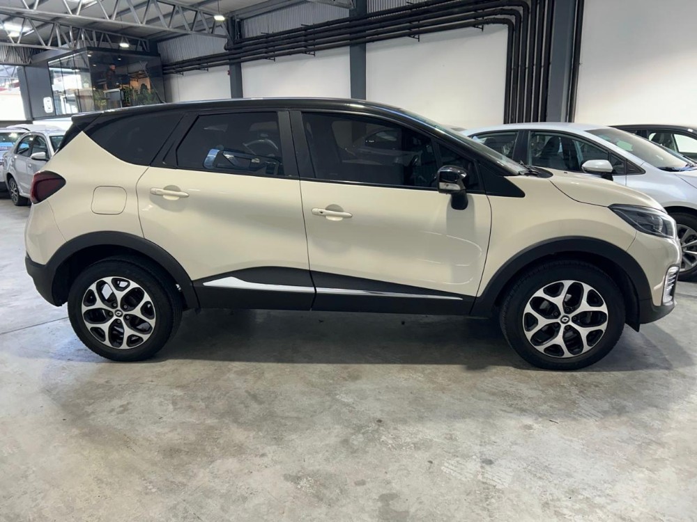 Renault Captur 2.0 Intens — foto 6