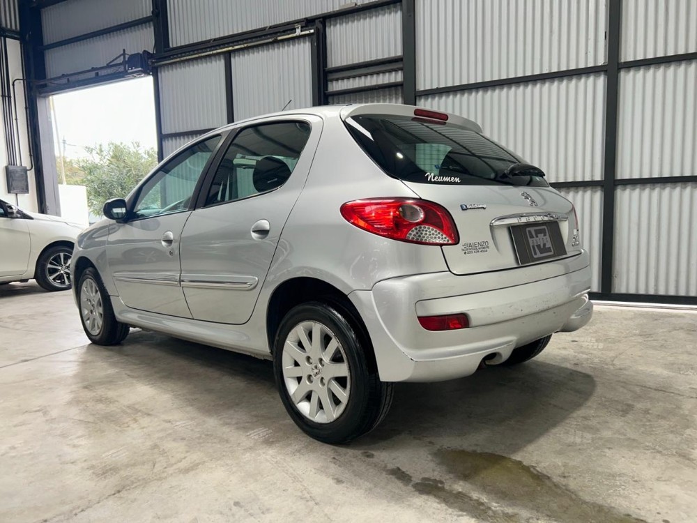 Peugeot 207 1.6 Compact Allure — foto 5