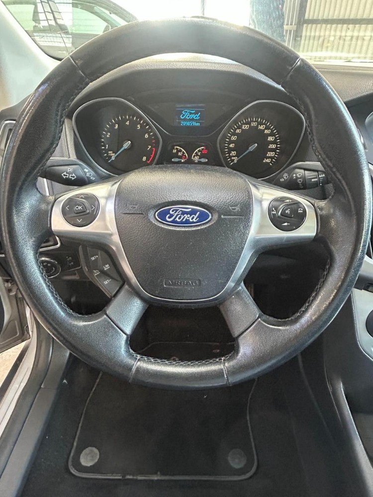 Ford Focus 2.0 SE Plus Mt — foto 10