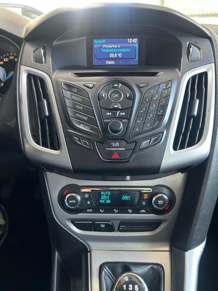 Ford Focus 2.0 SE Plus Mt — foto 11
