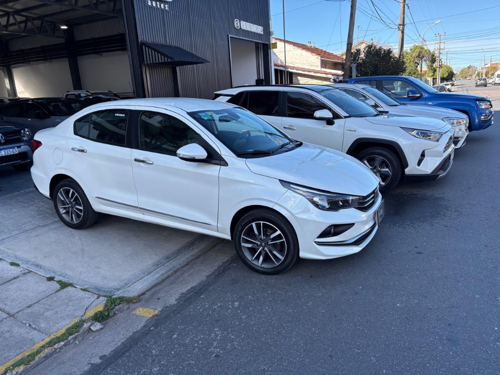 Fiat CRONOS 1.3 Precision CVT — foto 4