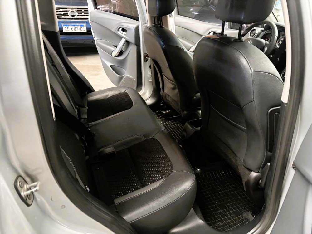 Citroën C3 VTI 115 AT6 SHINE AM18 — foto 15
