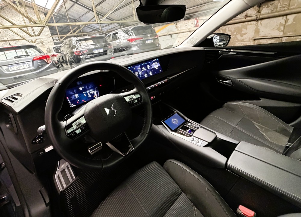 DS Automobiles DS4 ETOILE MY25 — foto 9