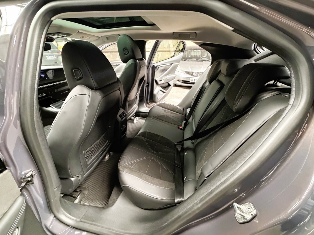 DS Automobiles DS4 ETOILE MY25 — foto 12