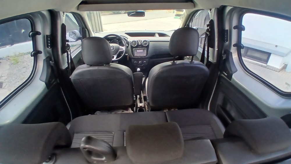 Renault KANGOO II VERSION PASAJEROS 1,6 Sce Zen 2024 — foto 6