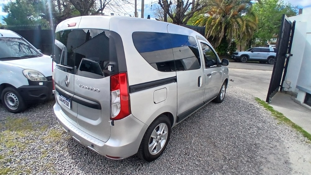 Renault KANGOO II VERSION PASAJEROS 1,6 Sce Zen 2024 — foto 16