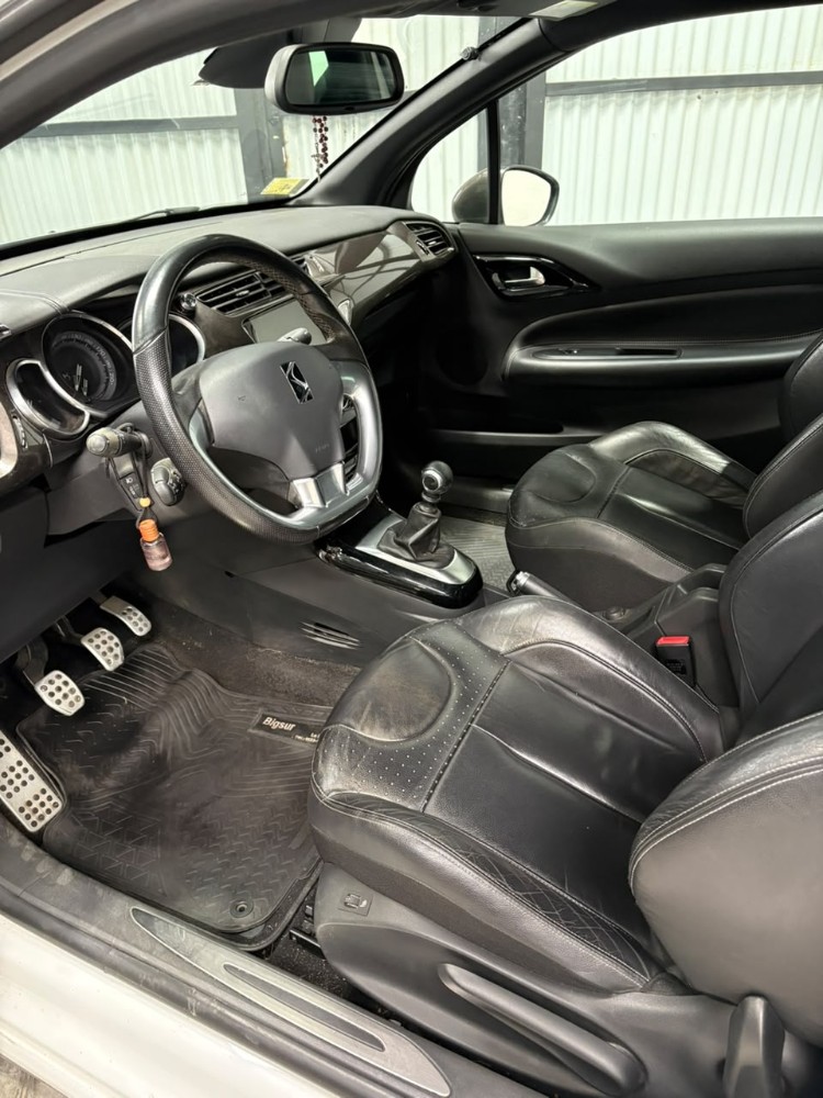 Citroën DS3 Sport Chic — foto 11