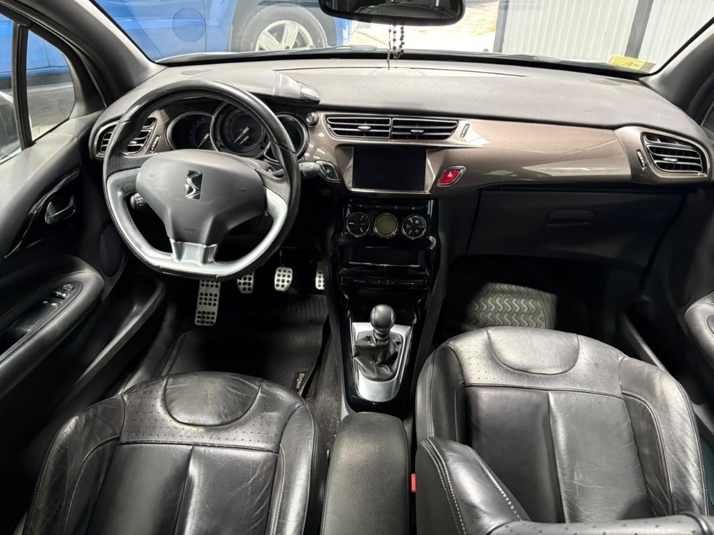 Citroën DS3 Sport Chic — foto 12