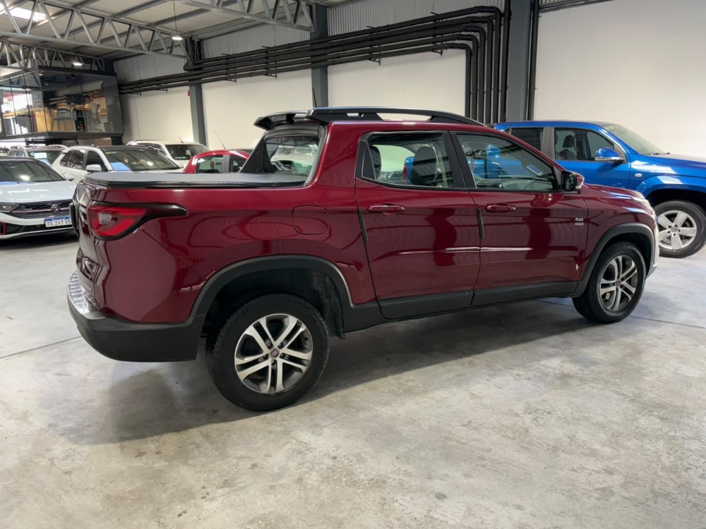 Fiat Toro 2.0 Freedom 4X4 — foto 3