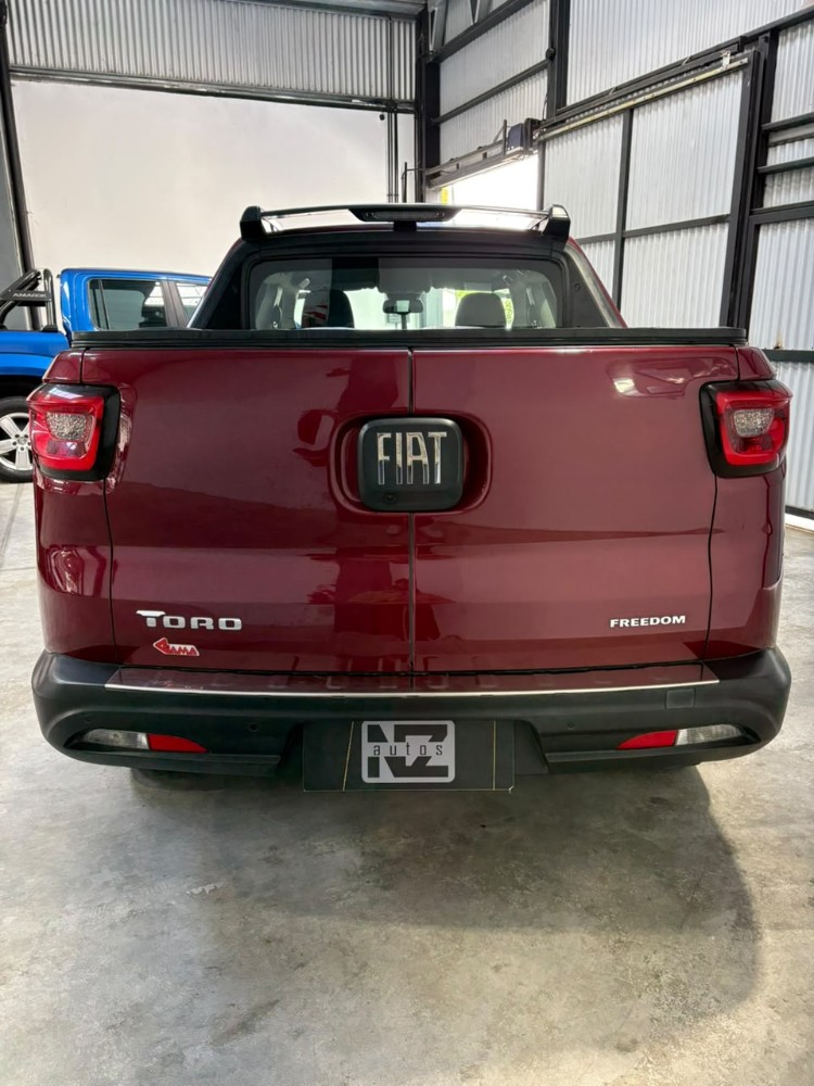 Fiat Toro 2.0 Freedom 4X4 — foto 5