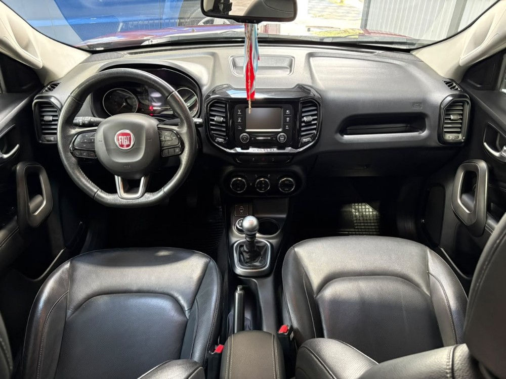 Fiat Toro 2.0 Freedom 4X4 — foto 7