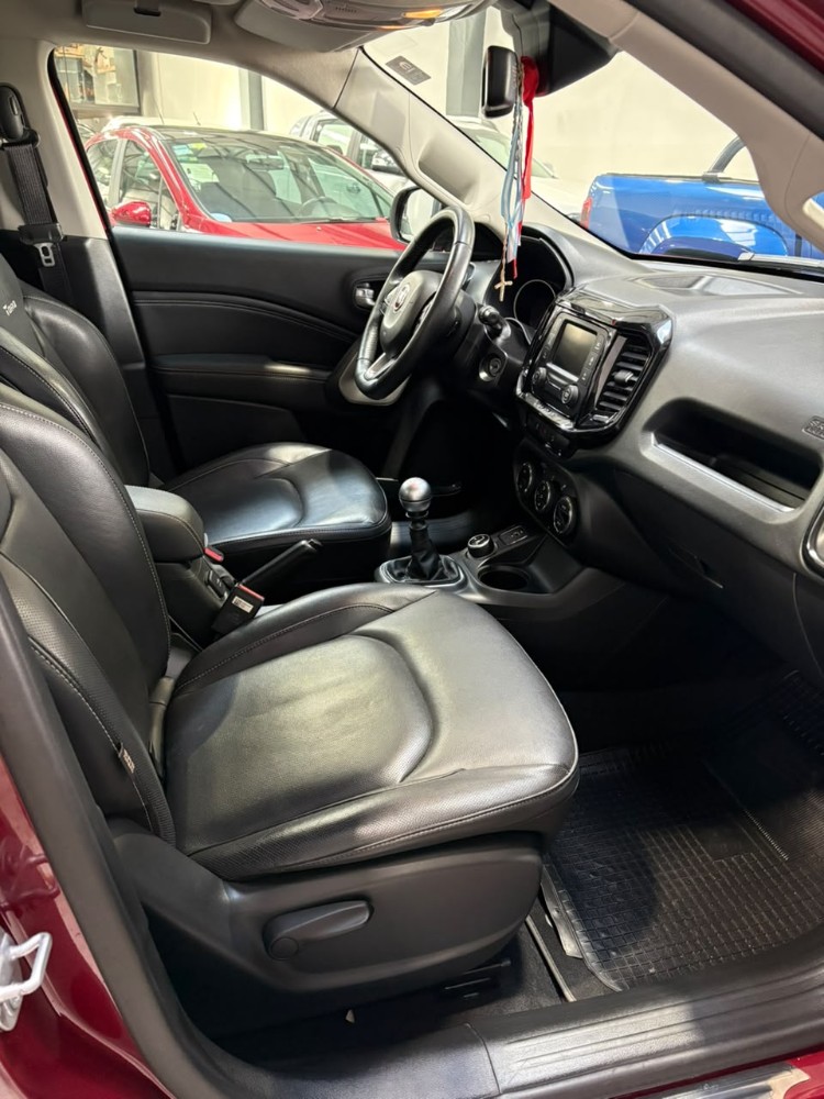 Fiat Toro 2.0 Freedom 4X4 — foto 11