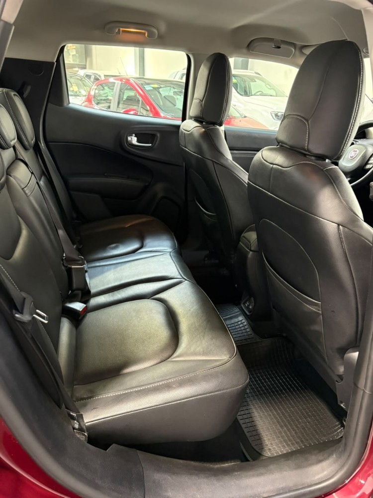 Fiat Toro 2.0 Freedom 4X4 — foto 12