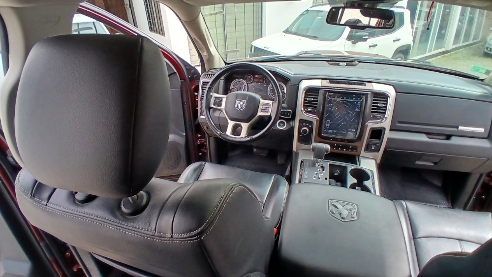 Ram 1500 PICK - UP D/C 5,7 V8 Hemi Laramie 4X4 Atx — foto 14