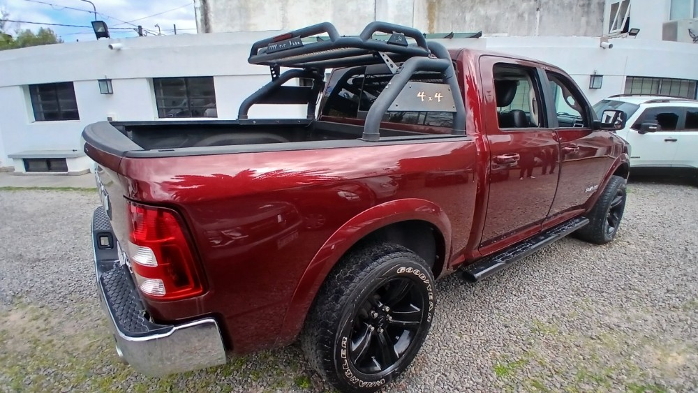 Ram 1500 PICK - UP D/C 5,7 V8 Hemi Laramie 4X4 Atx — foto 17