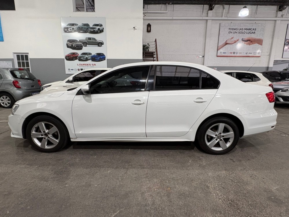 Volkswagen VENTO 4P 2,5 FSI Advance Plus Tipt — foto 2