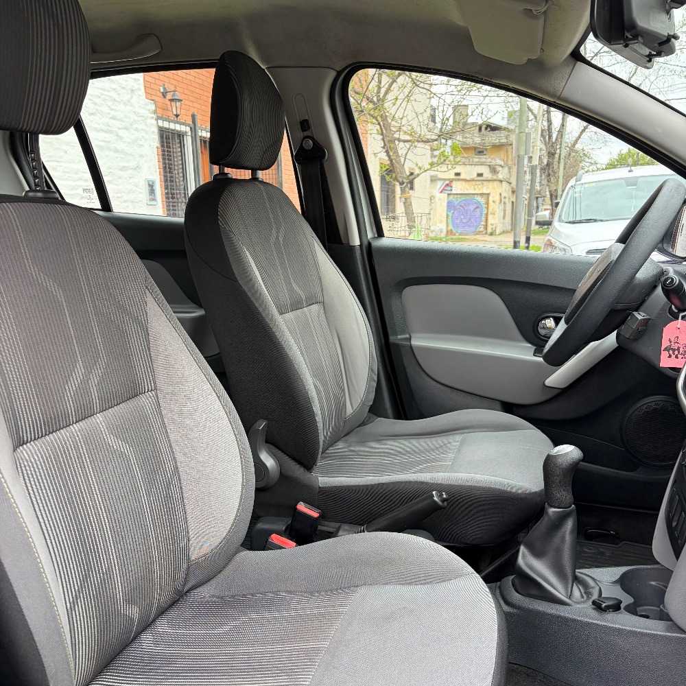 Renault Logan Expression 1.6 C/ GNC  — foto 8