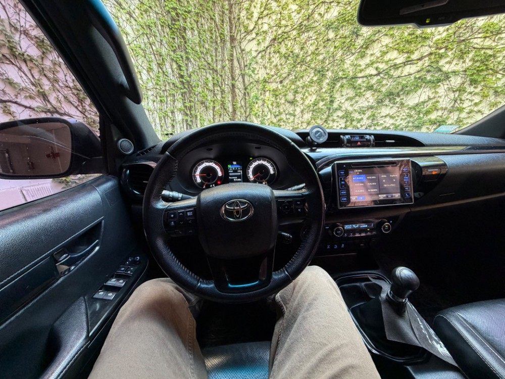 Toyota Hilux SRX 4x4 D/c 2.8 TDI 6 M/T manual — foto 11